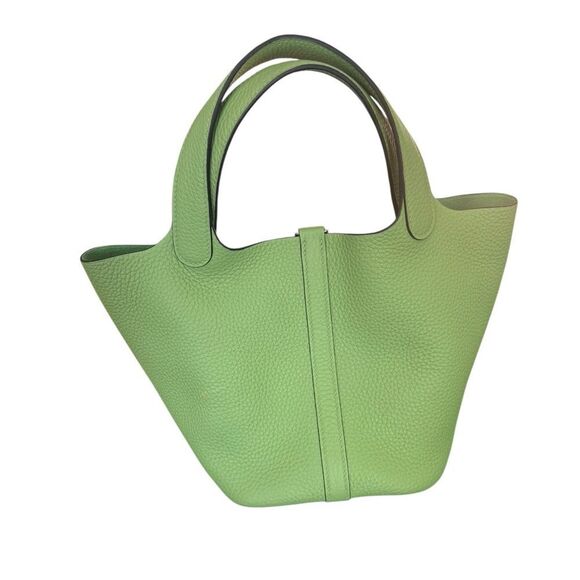 HERMES Taurillon Maurice Picotin Lock 18 PM Vert Criquet Green NEW 2021 - Picture 6 of 13